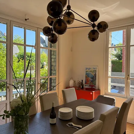 Villa Beautiful Historic Close To Deauville
