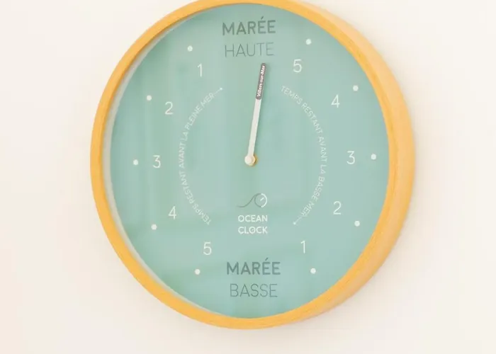 Beautiful Historic Close To Deauville *